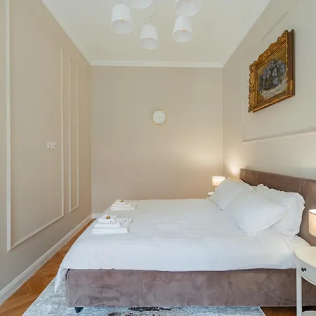 Old Town Square Cluj-Napoca