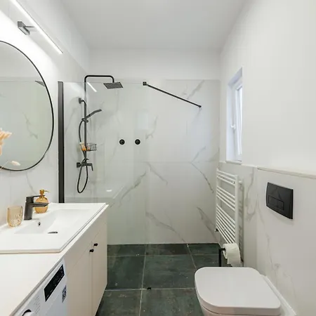 Old Town Square Apartment